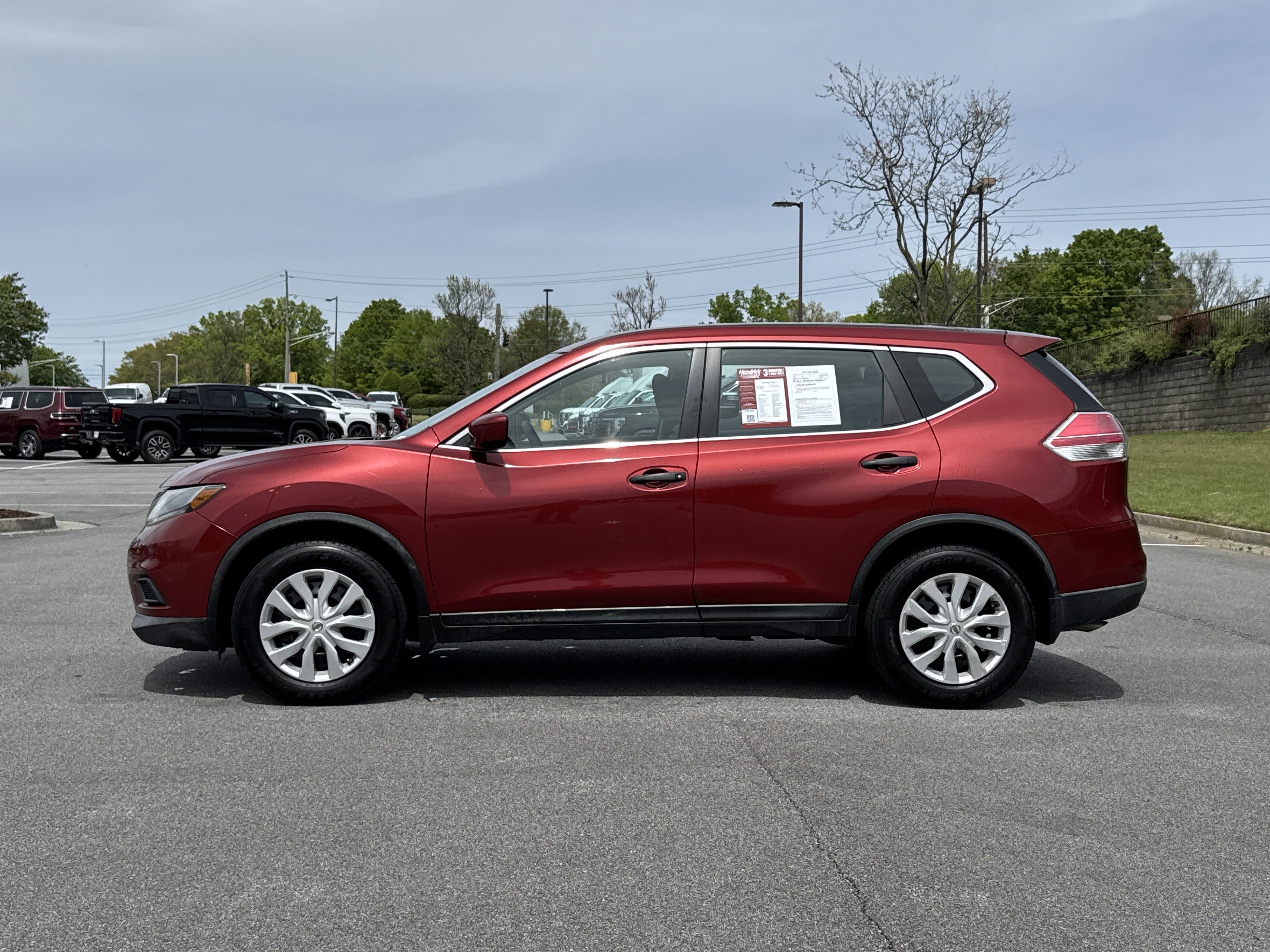 Used 2016 Nissan Rogue S image 7