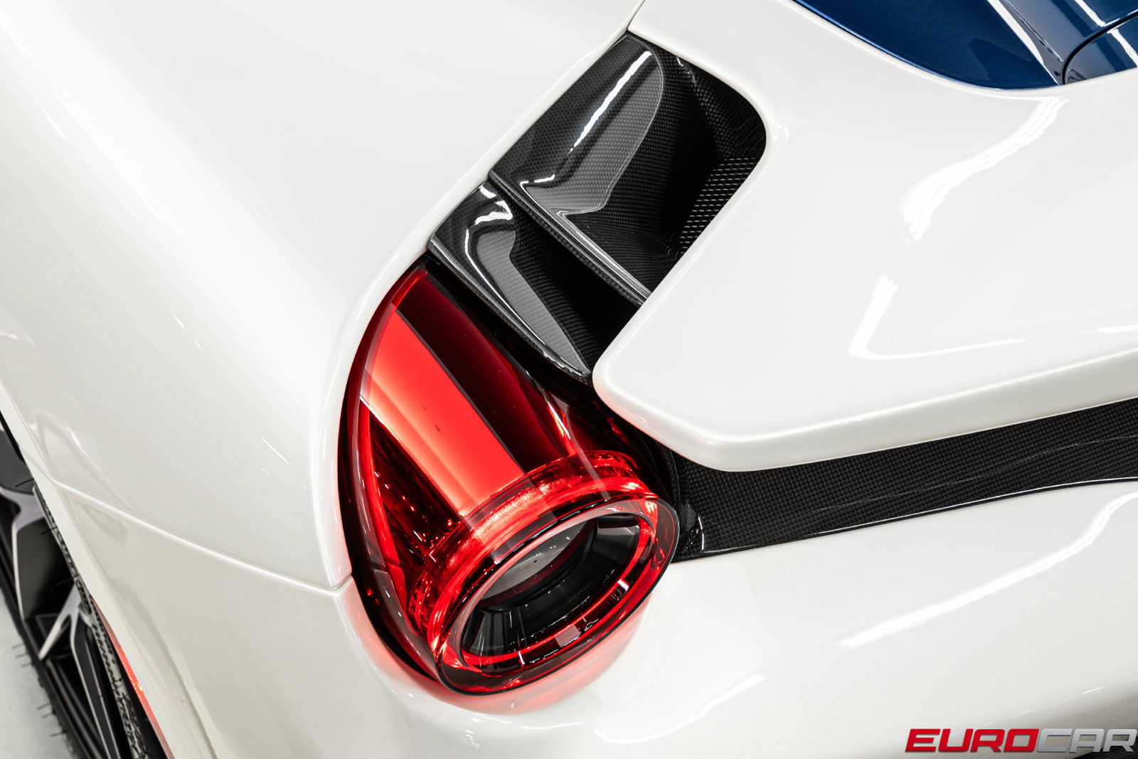 Used 2020 Ferrari 488 Pista Spider RWD image 29