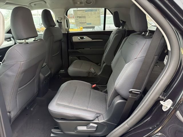 New 2026 Ford Explorer Active image 7