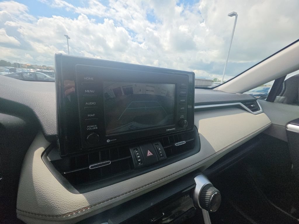 Used 2021 Toyota RAV4 XLE Premium AWD/4WD image 22