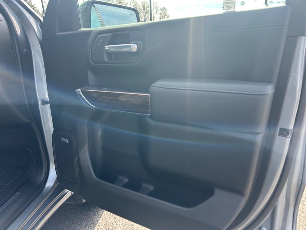 Used 2021 GMC Sierra 1500 Elevation w/ Preferred Package image 25