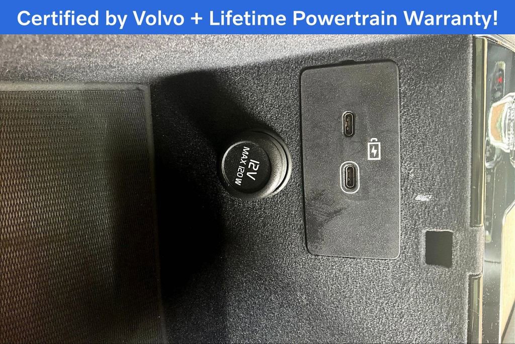 Used 2025 Volvo XC90 B6 Plus image 33