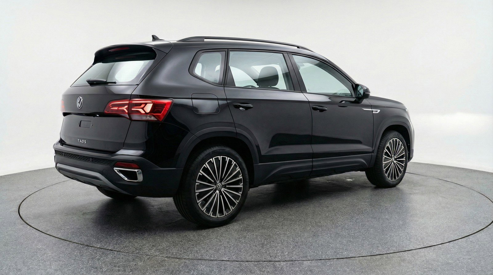 Used 2025 Volkswagen Taos SE FWD image 9