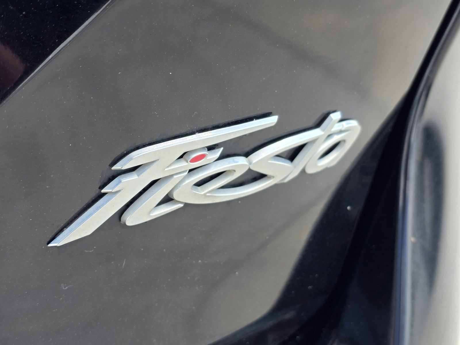 Used 2019 Ford Fiesta SE image 8