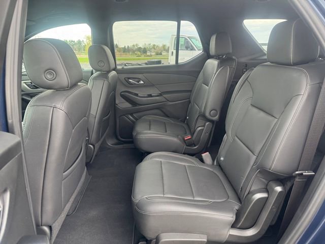 Used 2023 Chevrolet Traverse LT w/ LT Premium Package AWD/4WD image 16