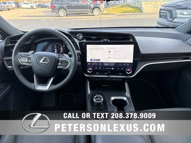 Used 2023 Lexus RZ 450e Premium image 15