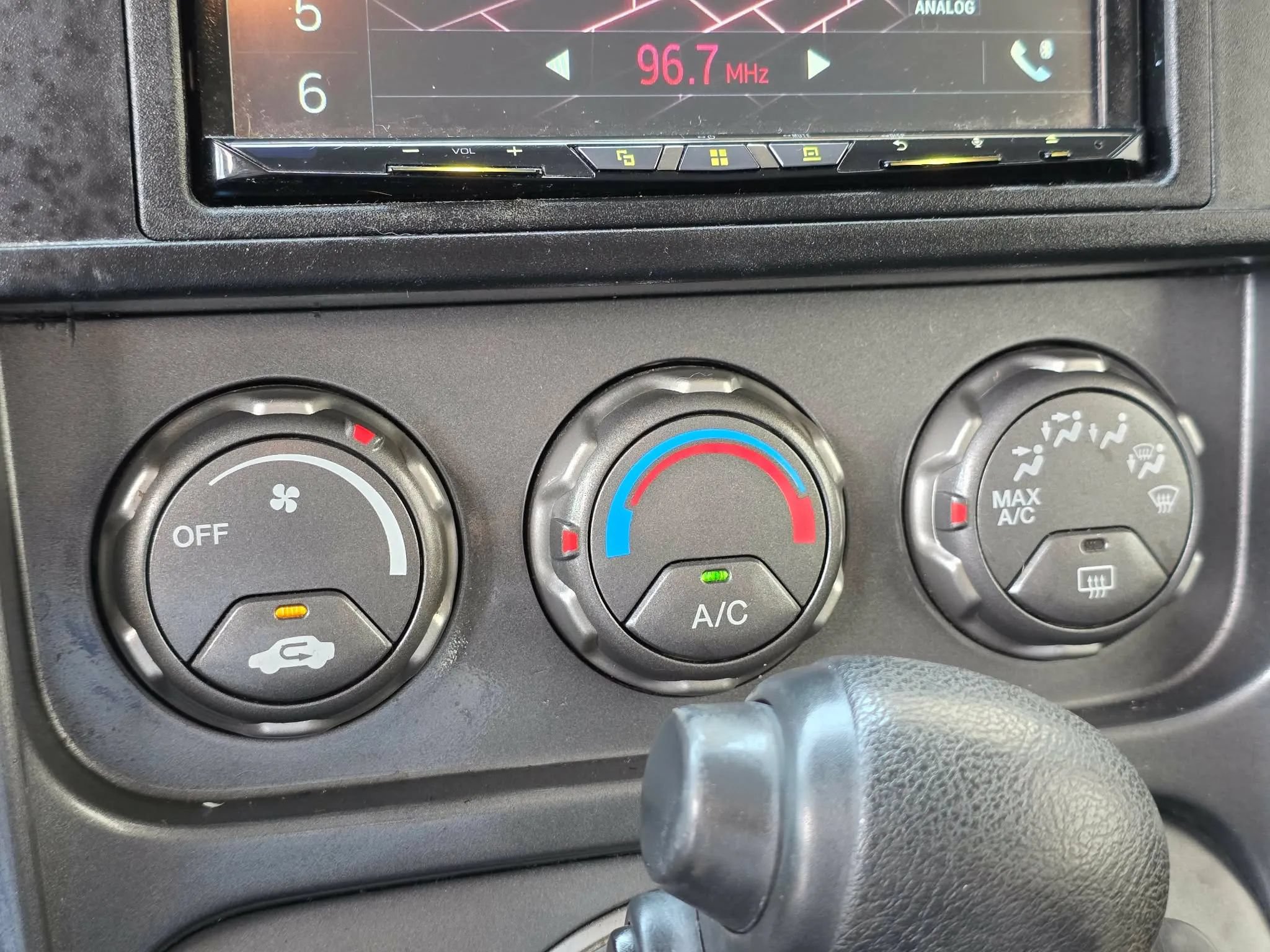 Used 2005 Honda Element EX image 22