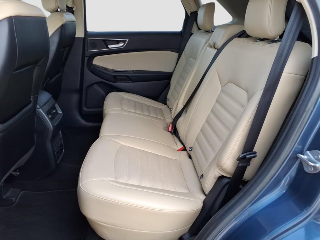 Used 2018 Ford Edge SEL w/ Equipment Group 201A FWD image 24