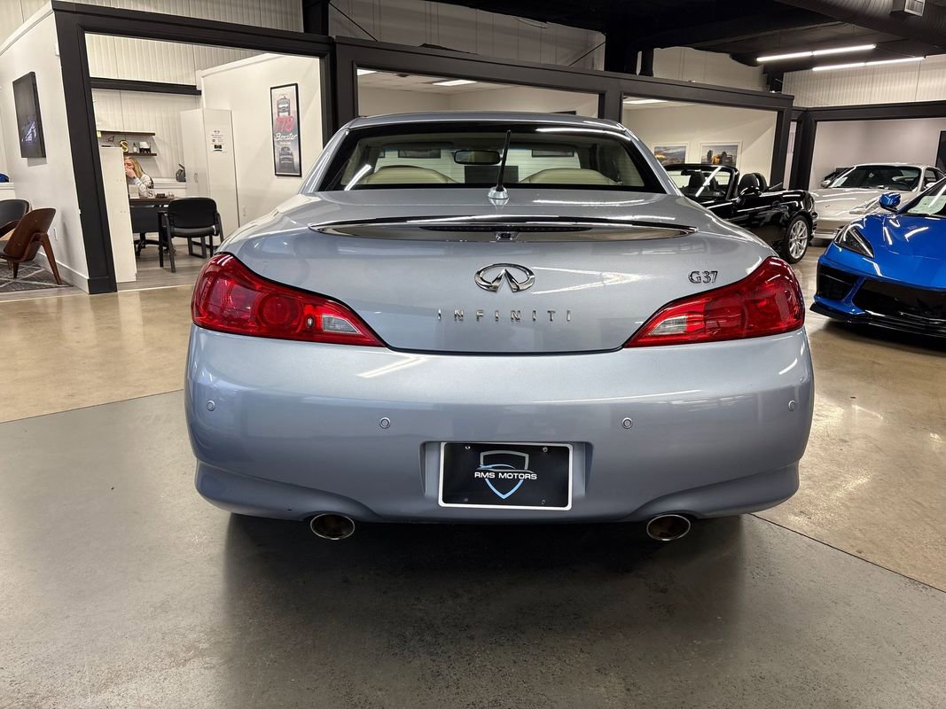Used 2013 INFINITI G37 Sport w/ Premium Pkg image 11
