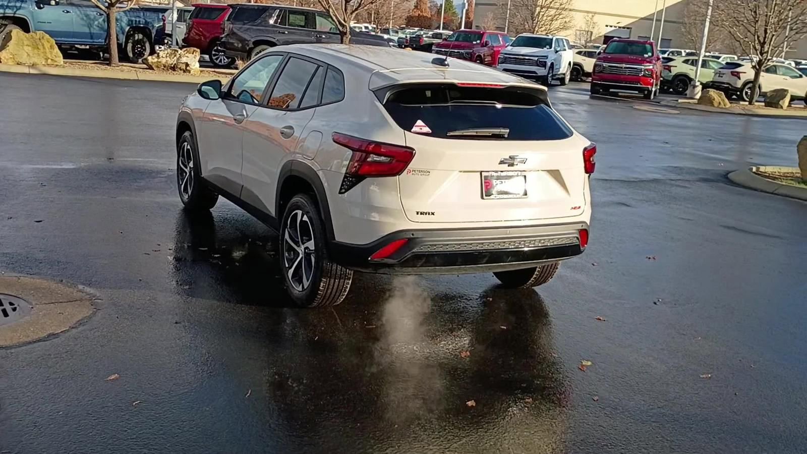 New 2026 Chevrolet Trax RS w/ Driver Confidence Package image 2