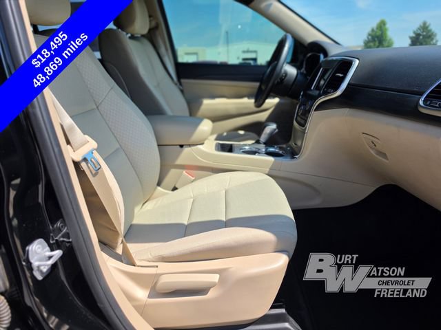Used 2019 Jeep Grand Cherokee Laredo RWD image 23
