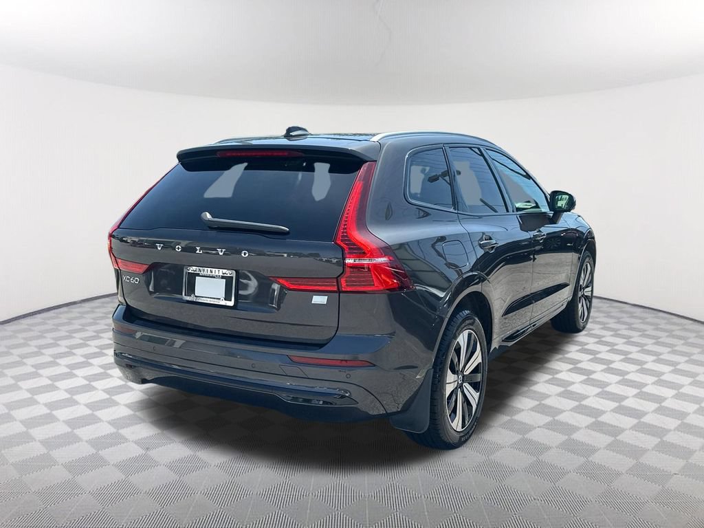 Used 2023 Volvo XC60 T8 Core AWD/4WD image 5