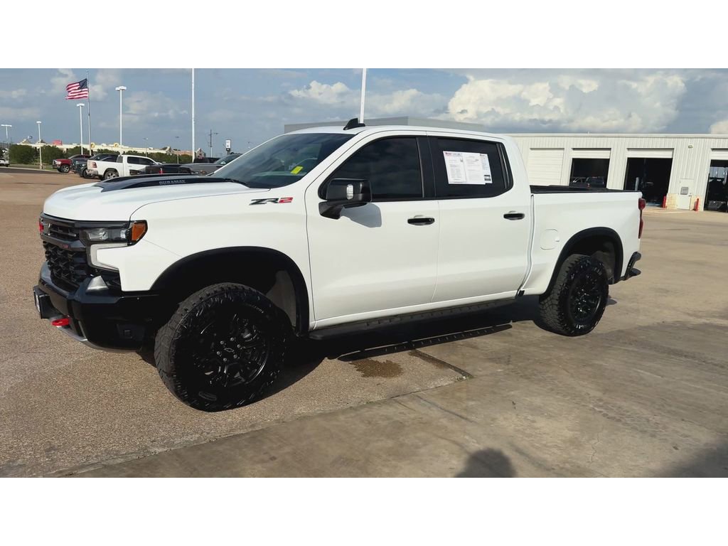 Used 2024 Chevrolet Silverado 1500 ZR2 w/ Technology Package image 4