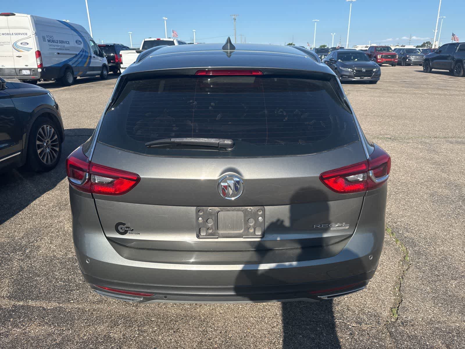 Used 2019 Buick Regal Essence w/ Driver Confidence Package I AWD/4WD image 14