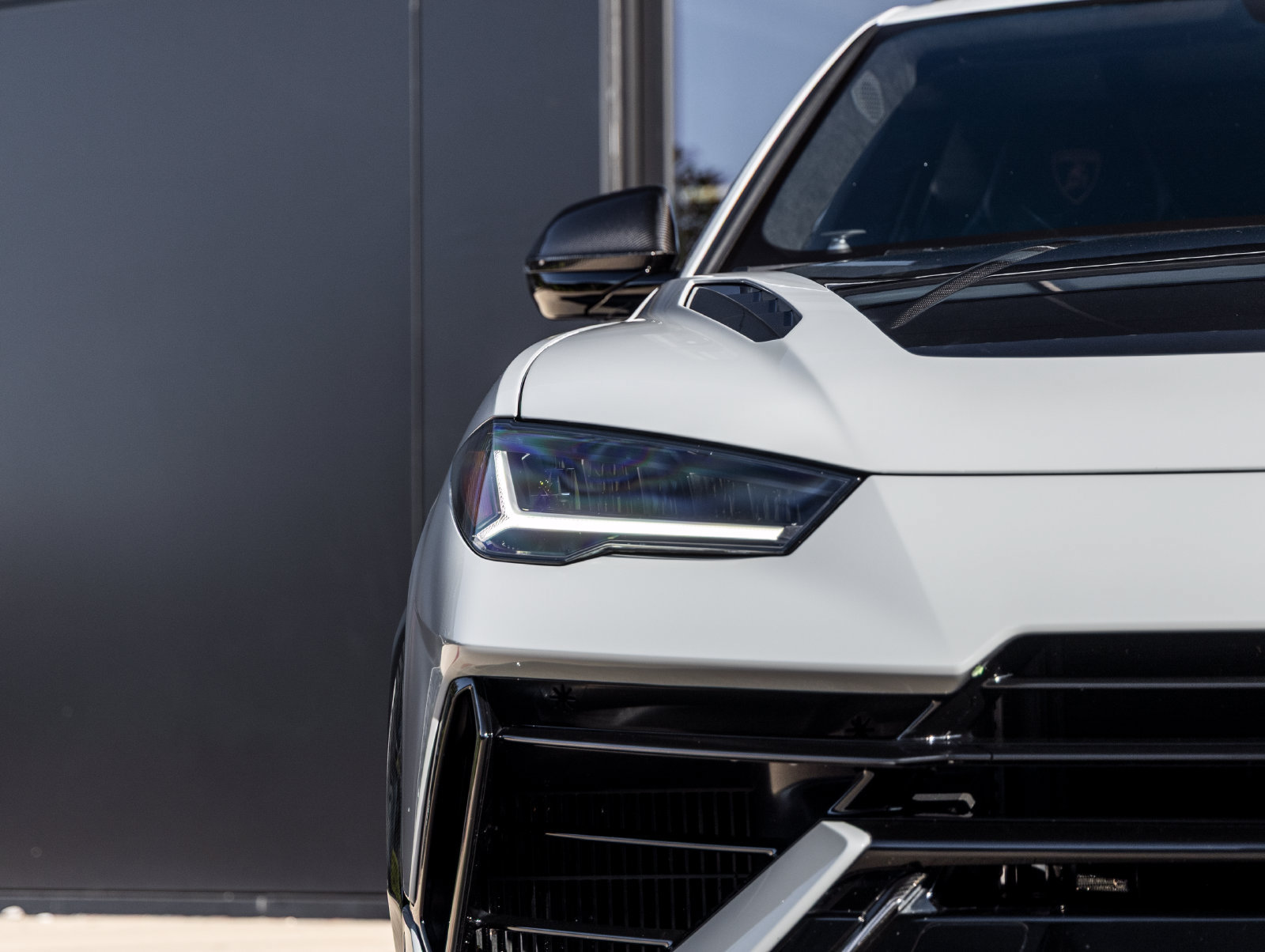 Used 2024 Lamborghini Urus Performante AWD/4WD image 23