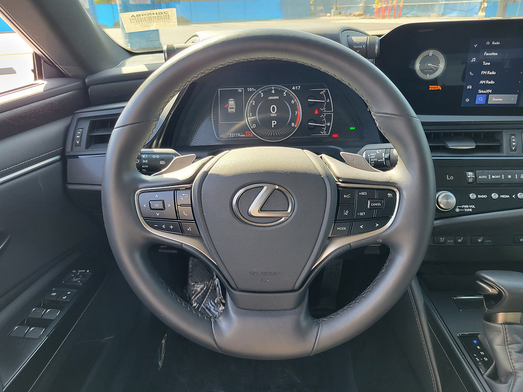 Used 2024 Lexus ES 350 w/ Premium Package FWD image 21