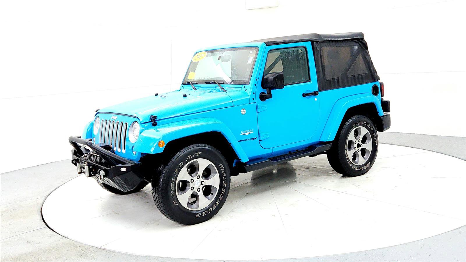 Used 2018 Jeep Wrangler Sahara w/ Connectivity Group image 3