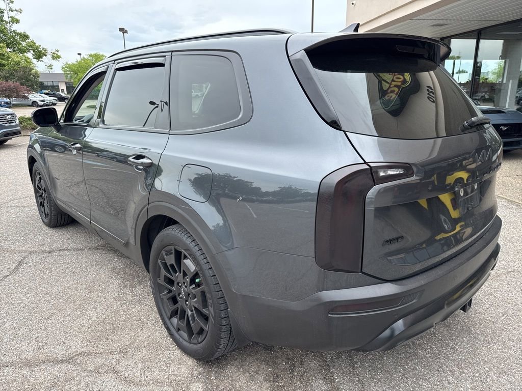Used 2022 Kia Telluride SX w/ SX Prestige Package AWD/4WD image 9