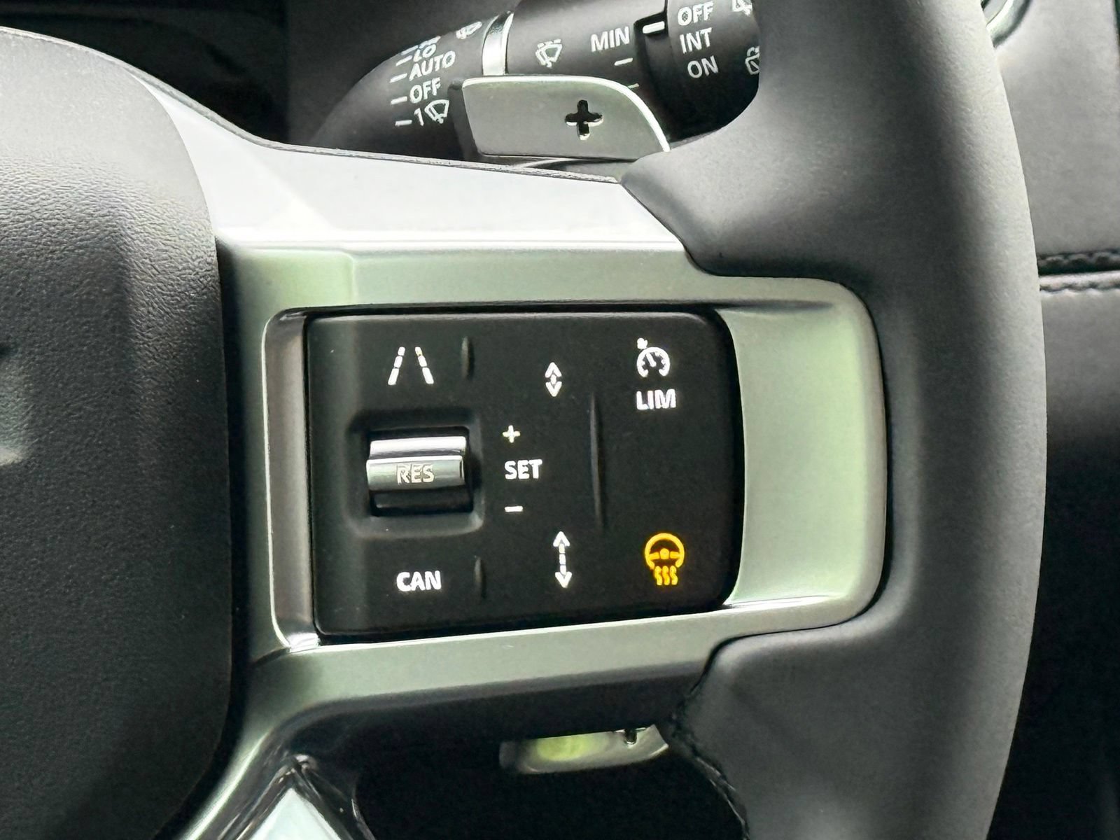 New 2026 Land Rover Discovery S AWD/4WD image 38