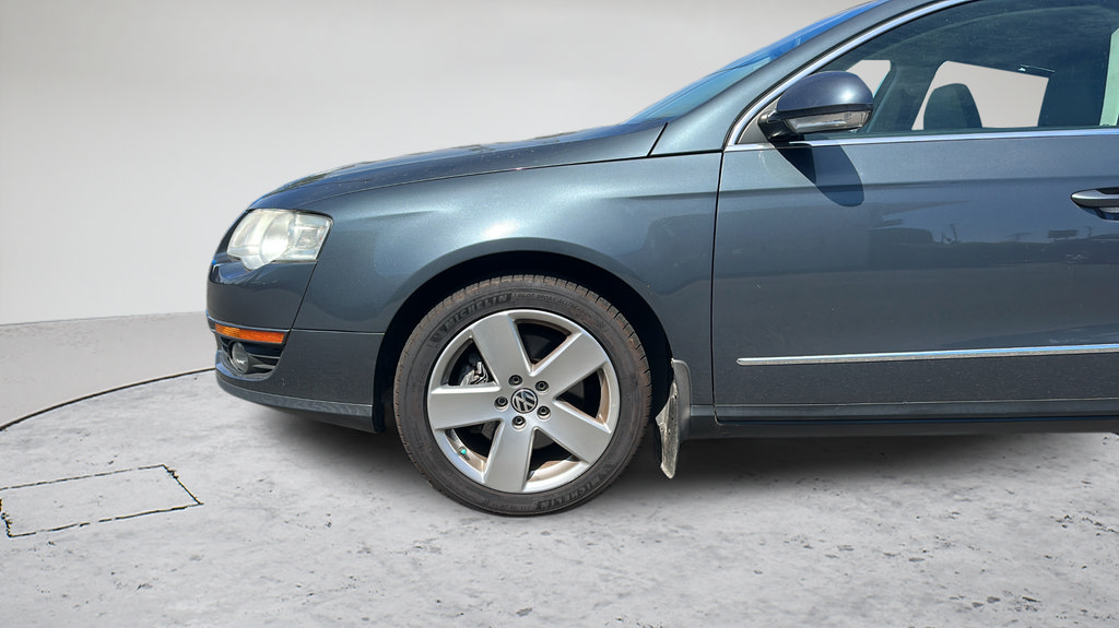 Used 2009 Volkswagen Passat Komfort FWD image 21