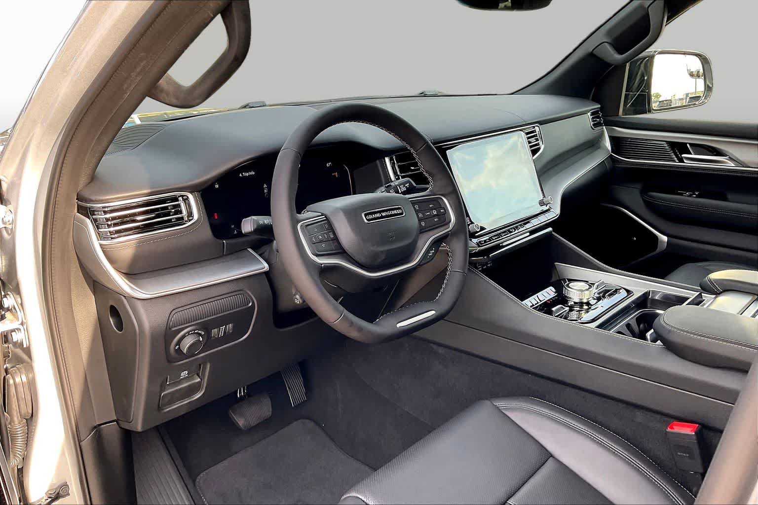 New 2026 Jeep Grand Wagoneer L Limited AWD/4WD image 8