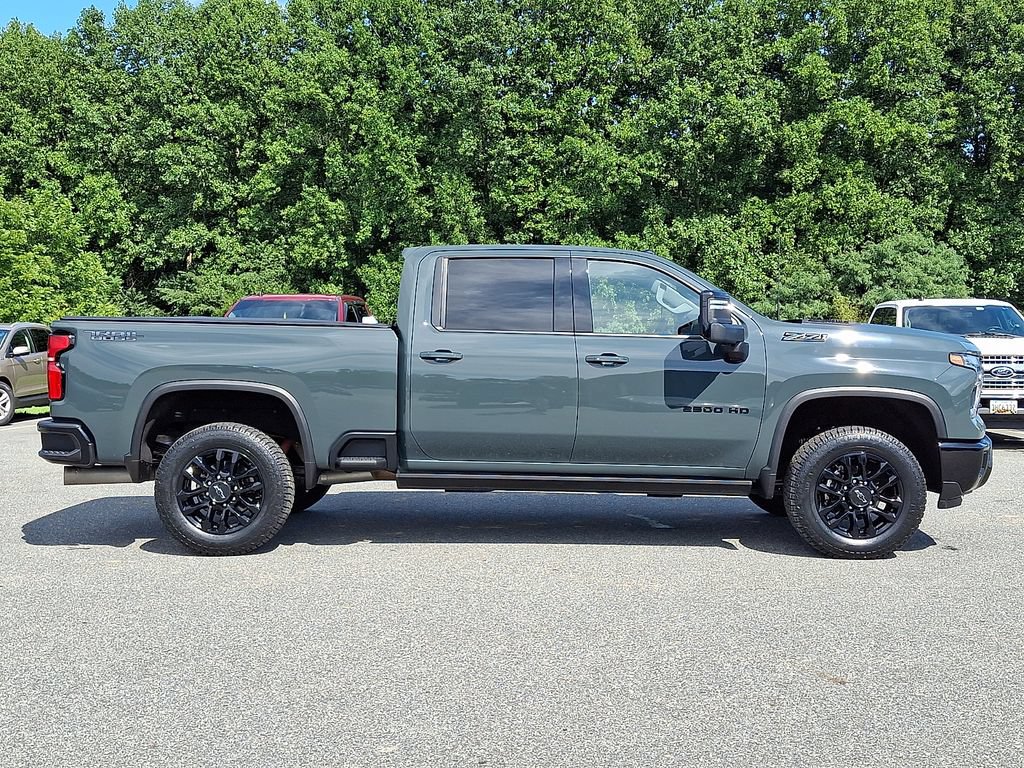 Used 2025 Chevrolet Silverado 2500 LTZ w/ Trail Boss Package AWD/4WD image 7