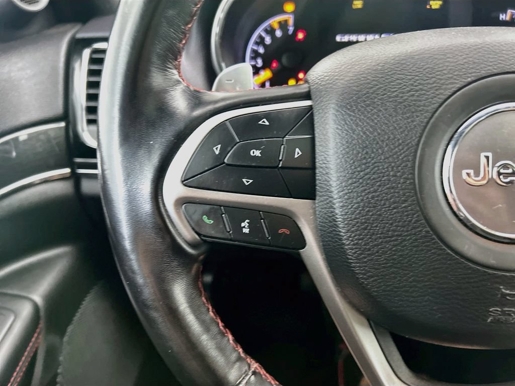 Used 2021 Jeep Grand Cherokee Trailhawk w/ Trailhawk Luxury Group AWD/4WD image 11