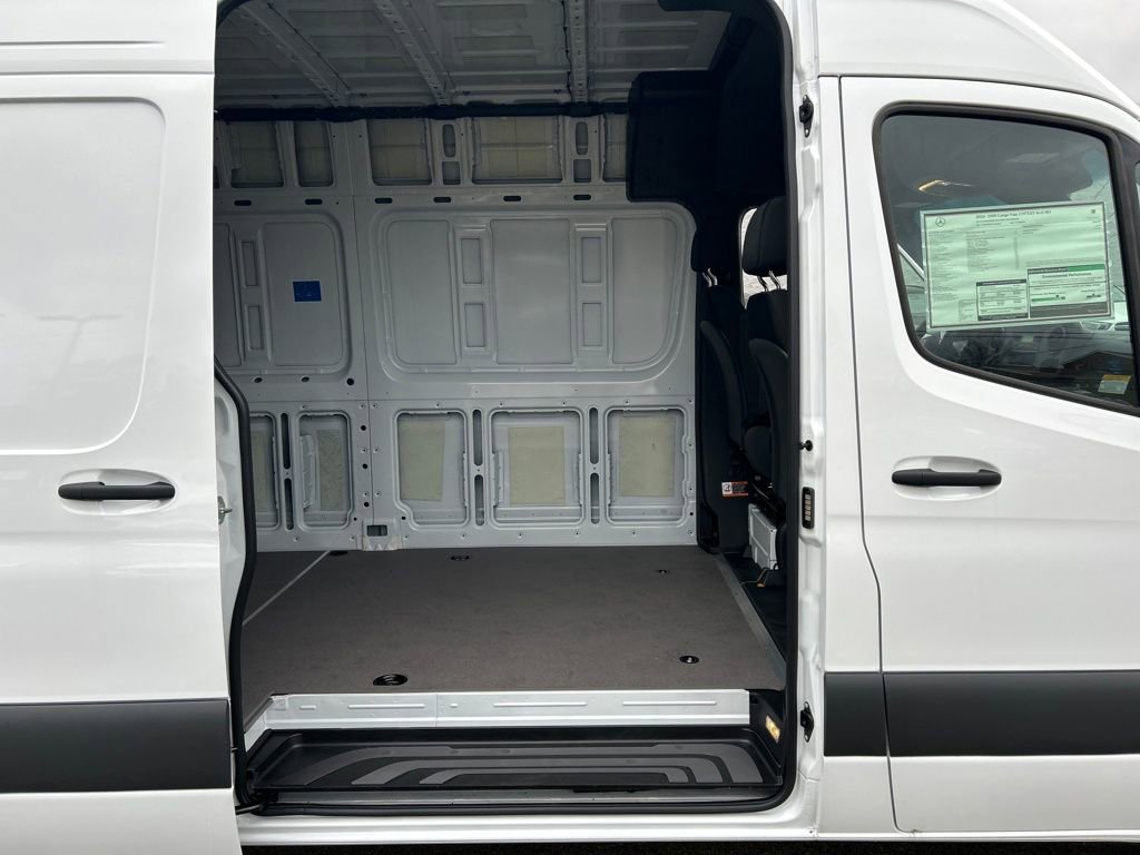 New 2026 Mercedes-Benz Sprinter 3500 image 22