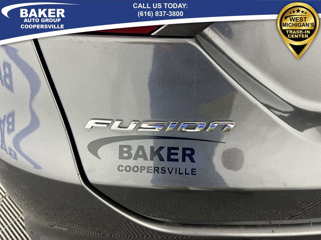 Used 2015 Ford Fusion SE image 29