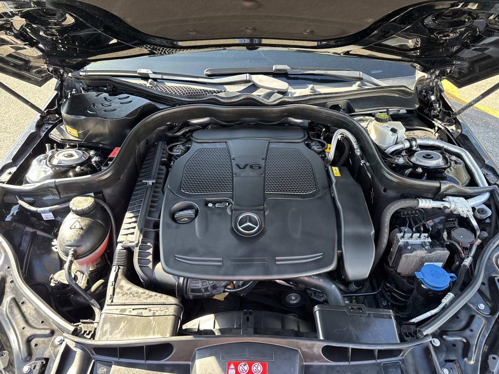 Used 2016 Mercedes-Benz E 350 Sedan w/ Premium Package image 3