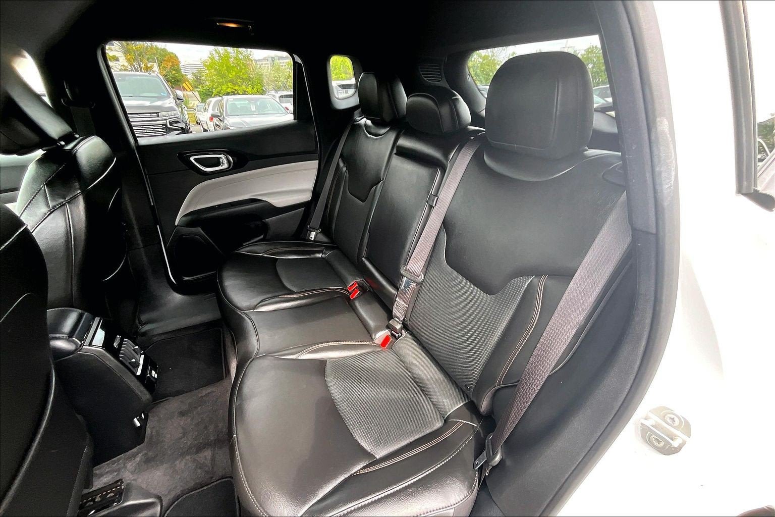 Used 2023 Jeep Compass Limited AWD/4WD image 24