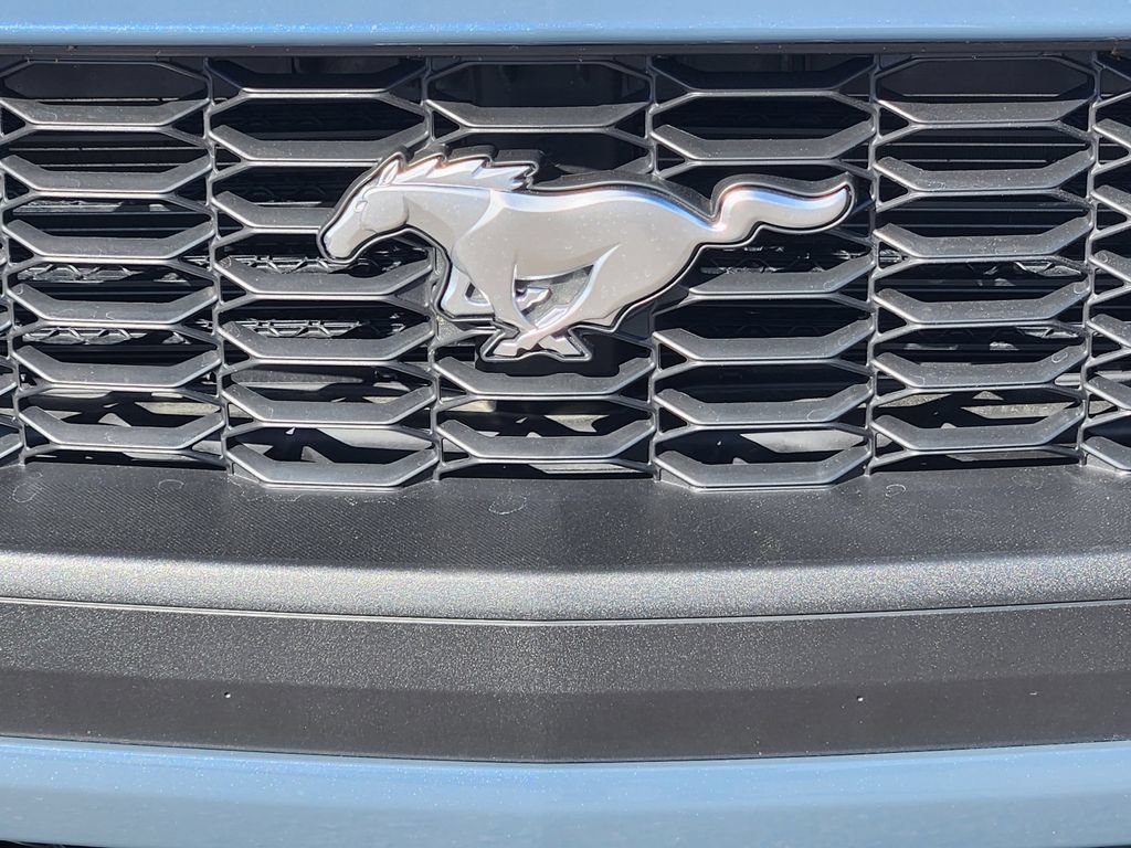 Used 2025 Ford Mustang Premium RWD image 21