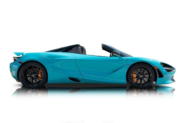 Used 2022 McLaren 720S Spider RWD image 2