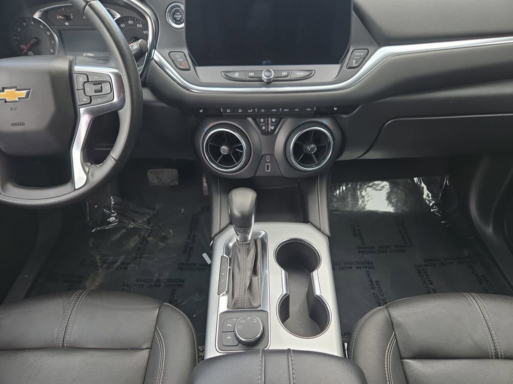 Used 2024 Chevrolet Blazer LT image 12