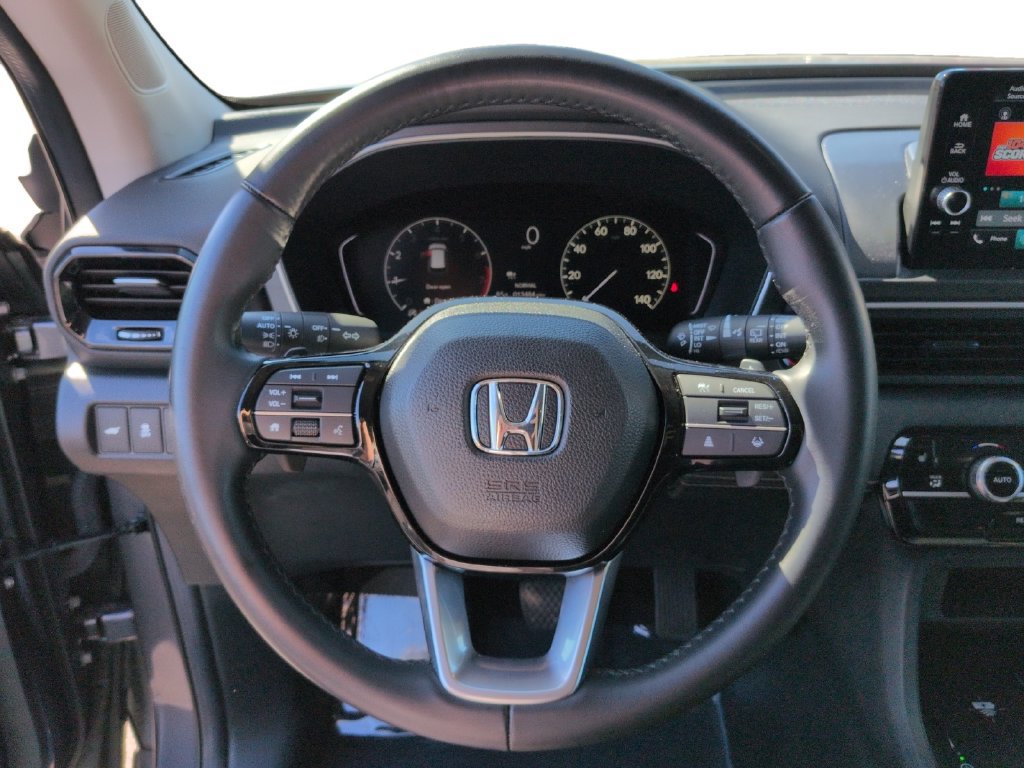 Used 2025 Honda Pilot EX-L image 12