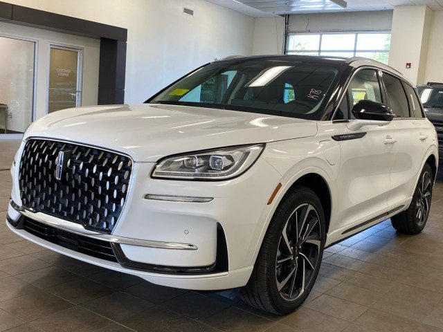 New 2024 Lincoln Corsair Grand Touring w/ Equipment Group 301A AWD/4WD image 4