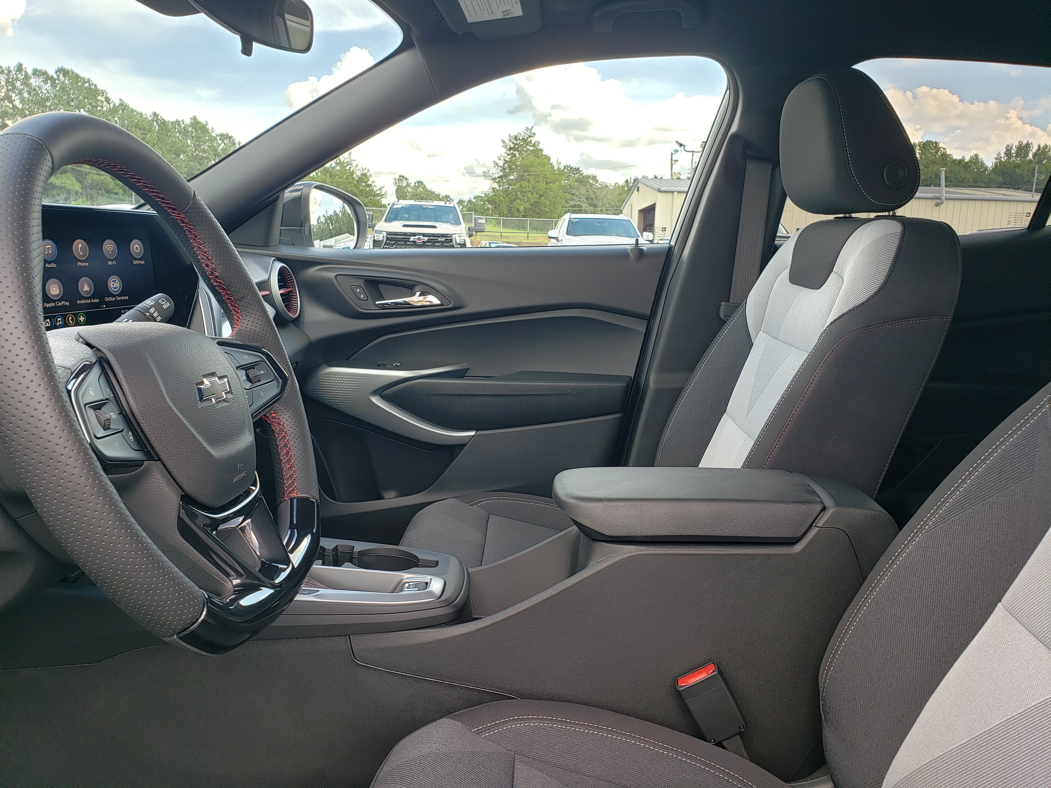 New 2026 Chevrolet Trax RS w/ Driver Confidence Package FWD image 26