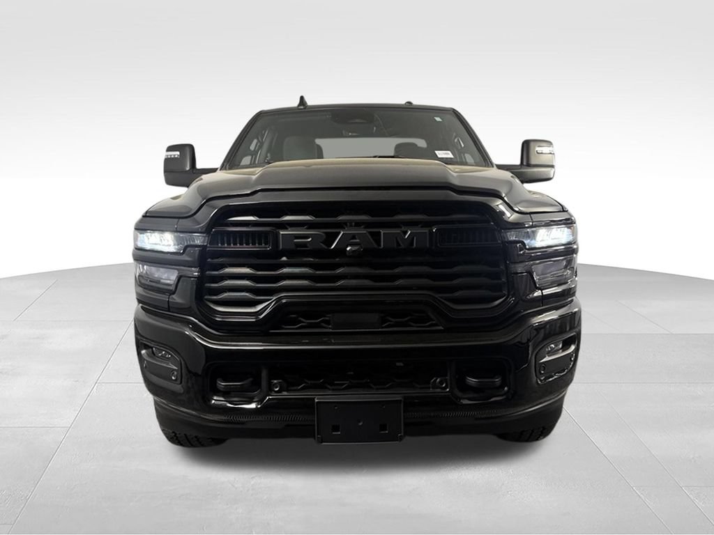 Used 2025 RAM 2500 Big Horn AWD/4WD image 4