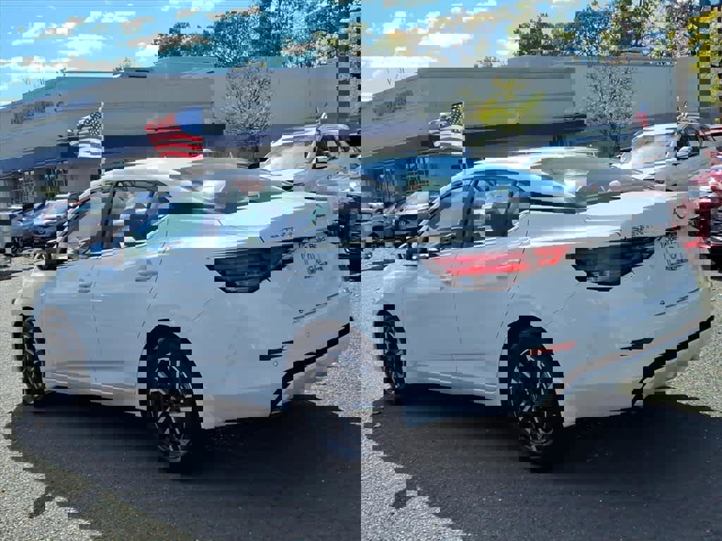 Used 2025 Nissan Sentra SV w/ All-Weather Package image 5