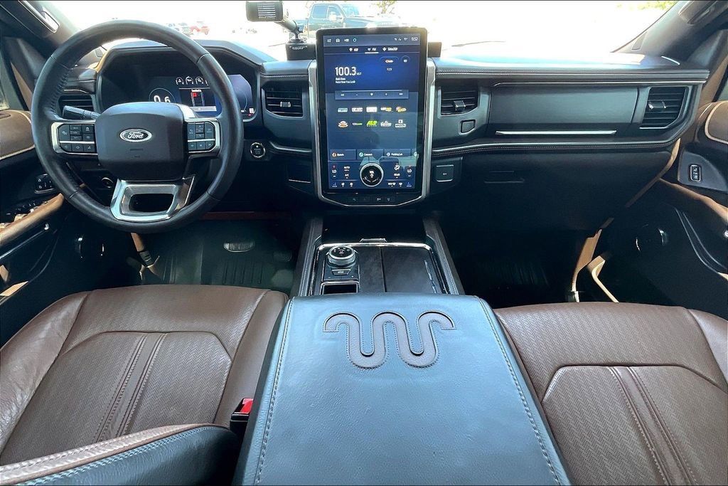 Used 2024 Ford Expedition King Ranch RWD image 7