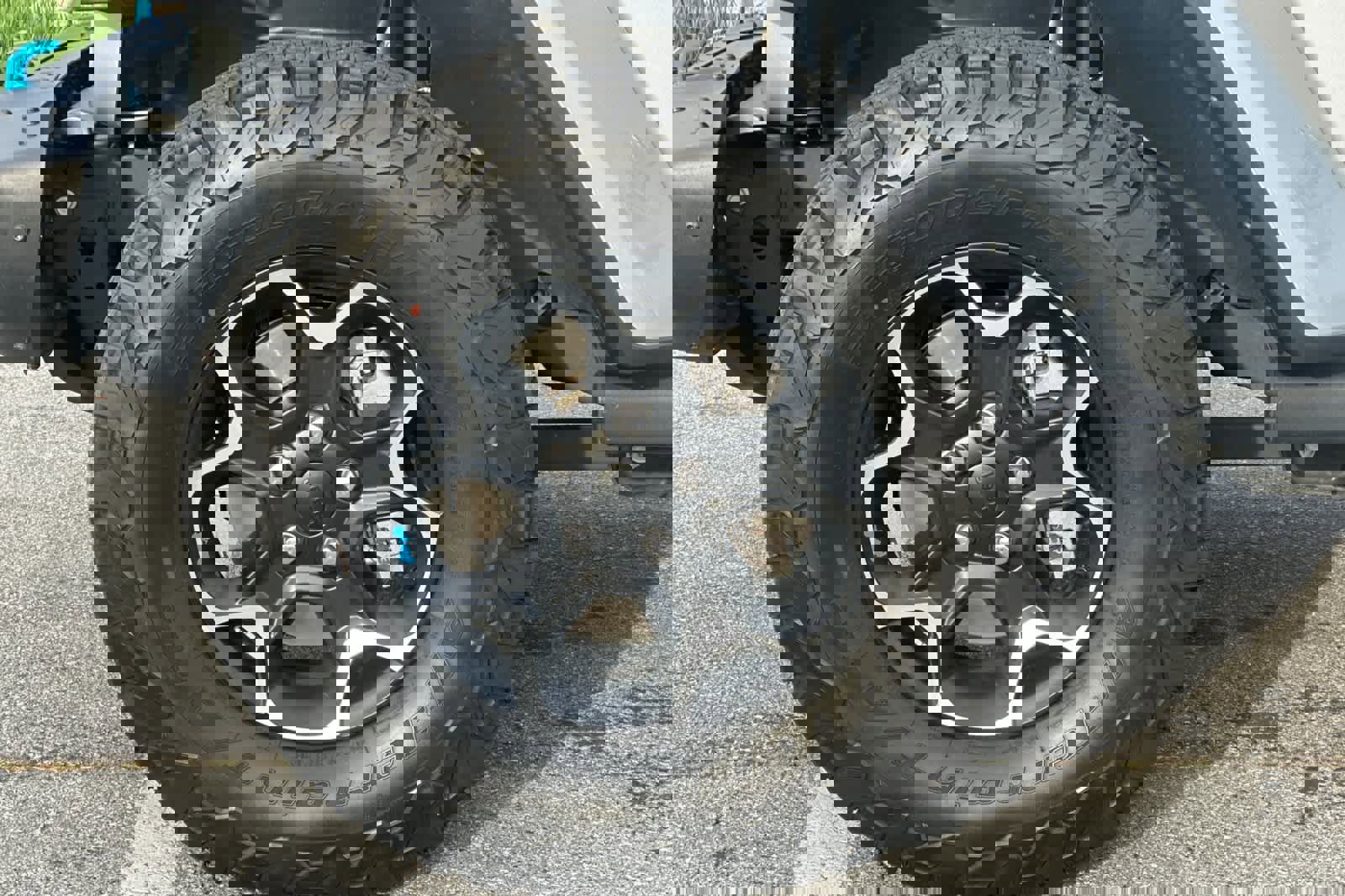 Used 2023 Jeep Wrangler Unlimited Rubicon 4xe w/ Steel Bumper Group image 32