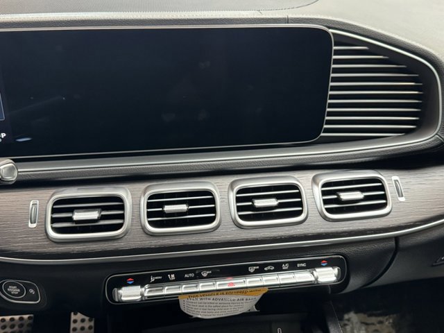 New 2026 Mercedes-Benz GLS 450 4MATIC image 11