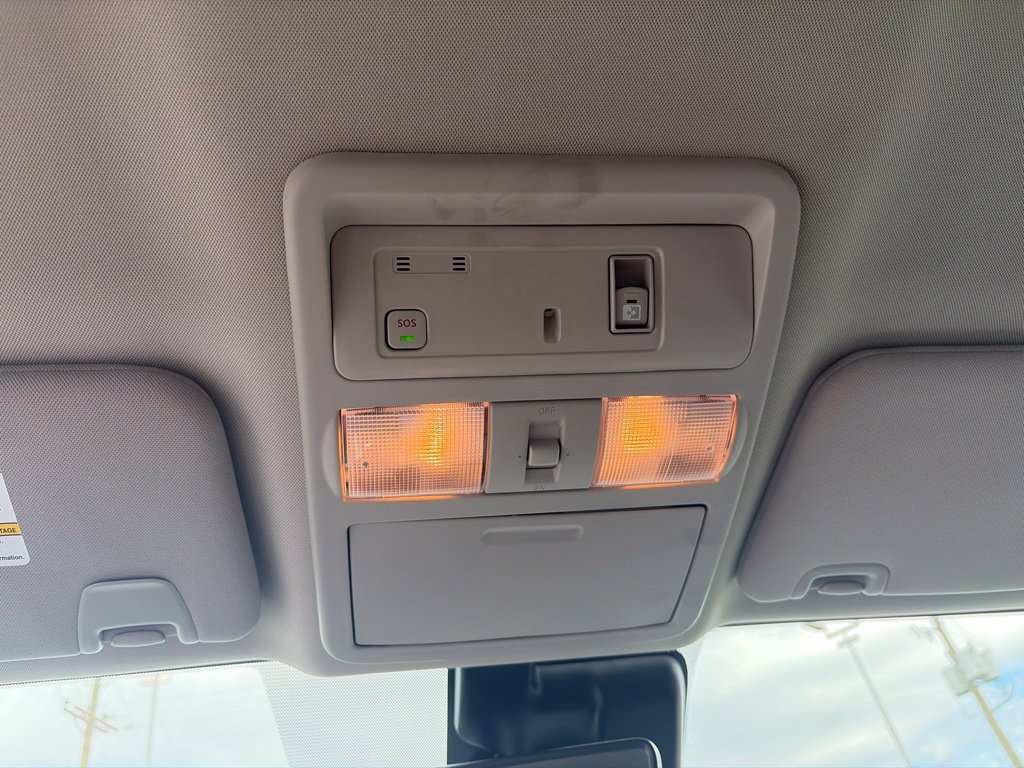 Used 2024 Nissan Titan SV w/ SV Convenience Package AWD/4WD image 29