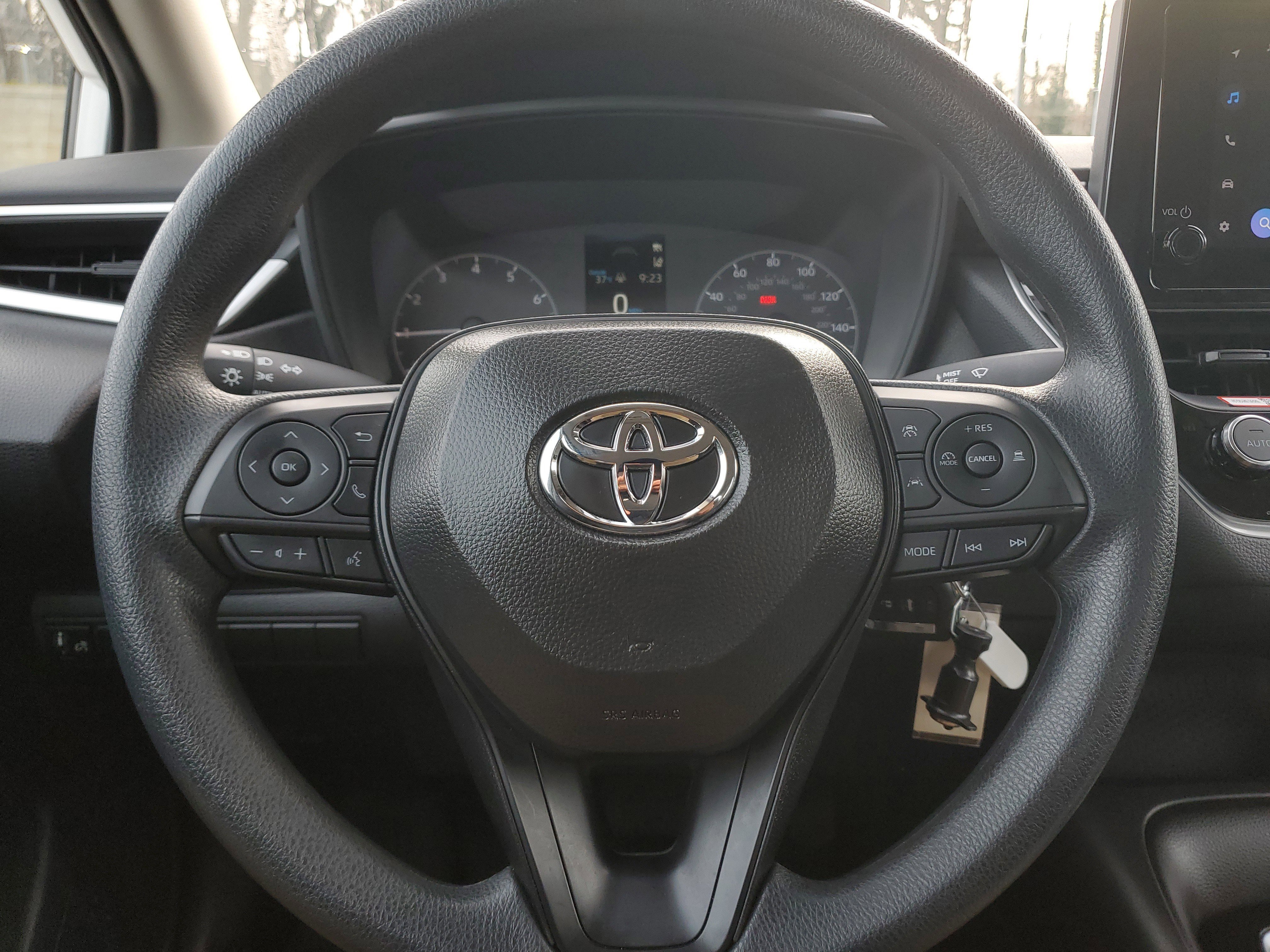 Certified 2025 Toyota Corolla LE image 19