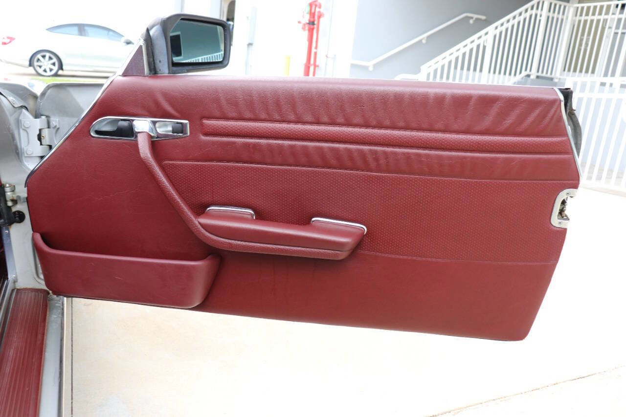 Used 1987 Mercedes-Benz 560 SL image 21