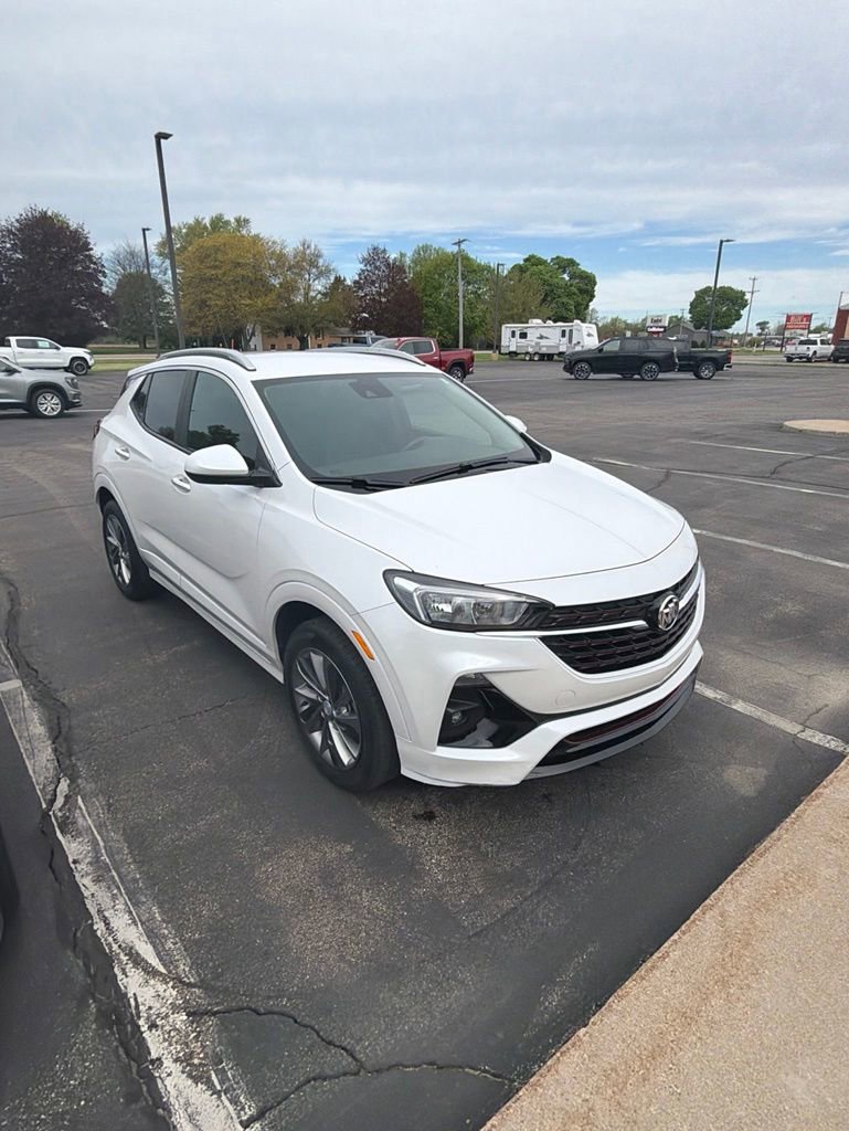 Used 2023 Buick Encore GX Select w/ Sport Touring Package AWD/4WD image 3