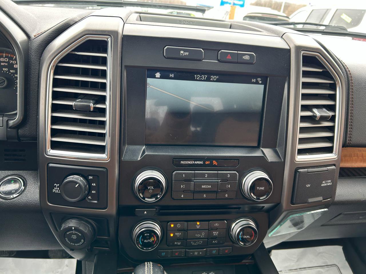 Used 2016 Ford F150 Limited image 23