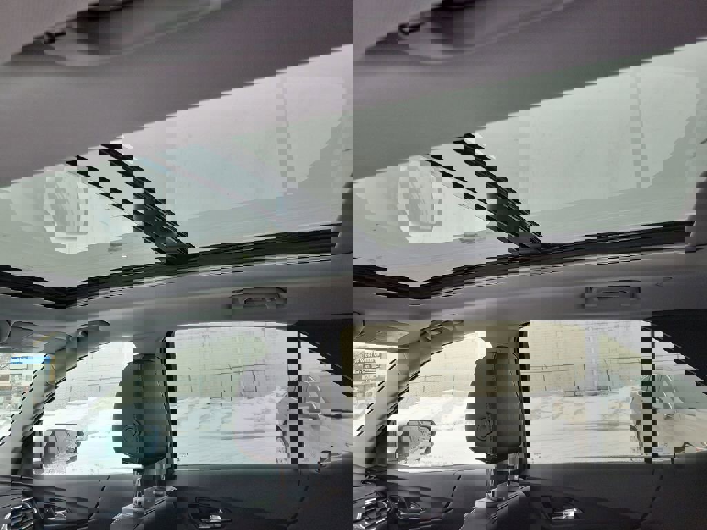 Certified 2023 Chevrolet Equinox Premier image 16