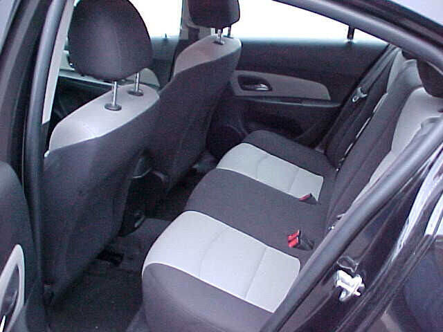 Used 2015 Chevrolet Cruze LS image 8