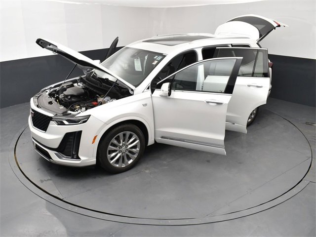 Used 2023 Cadillac XT6 Premium Luxury w/ LPO, Floor Liner Package image 29